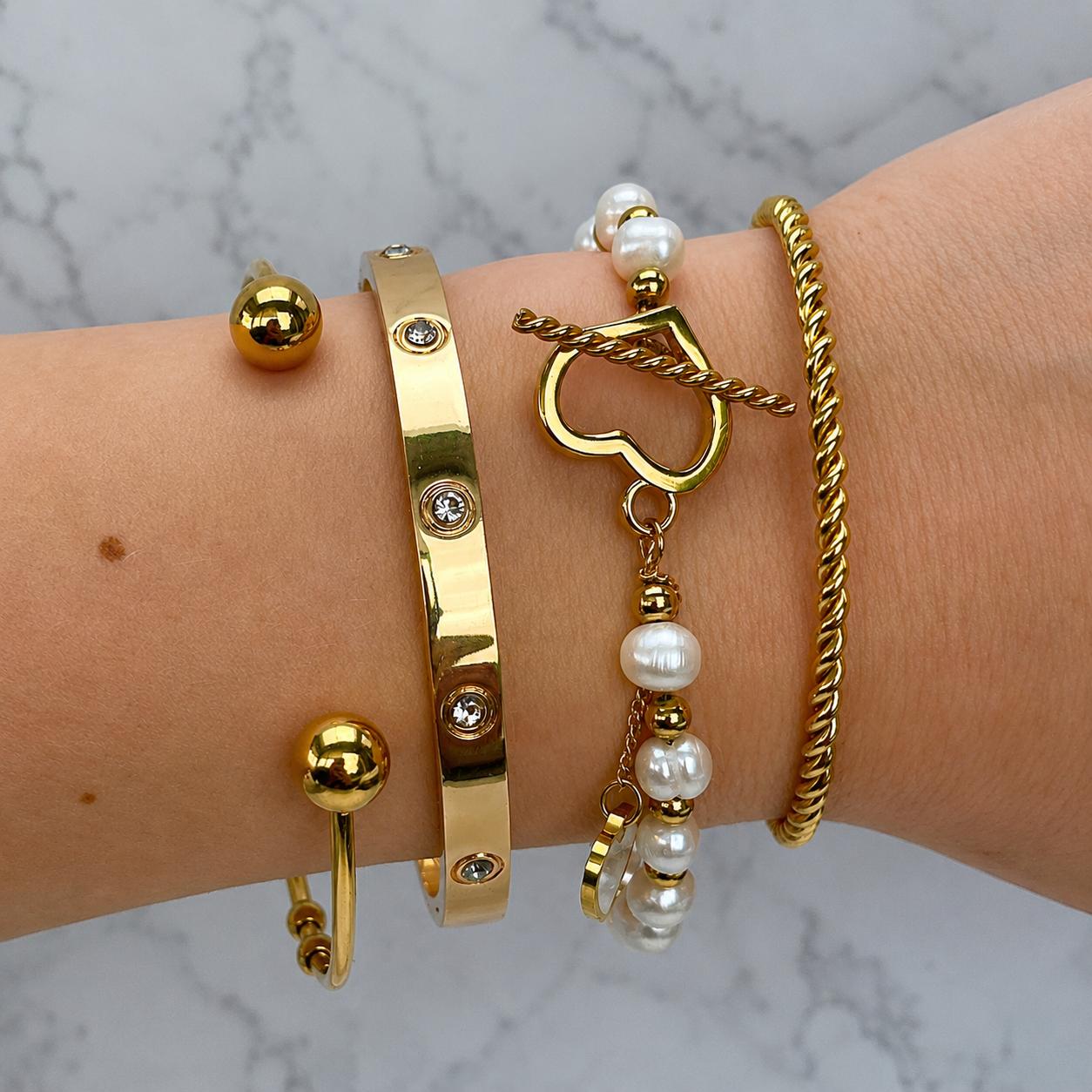 Fresh-water pearl Bracelet