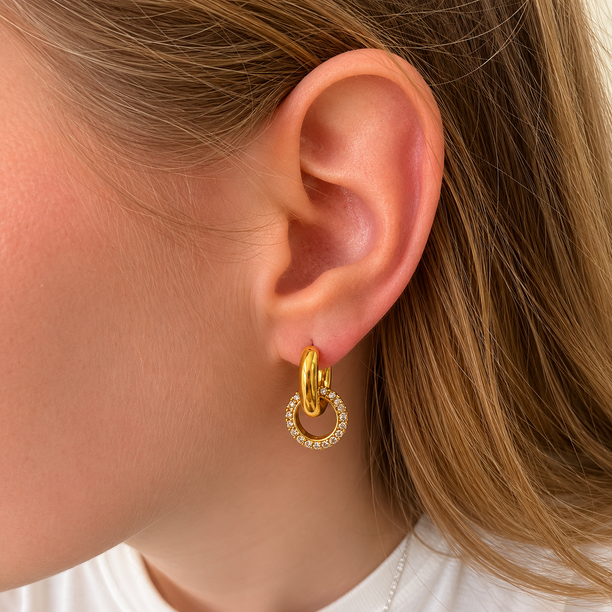 Zirconia hoop earrings
