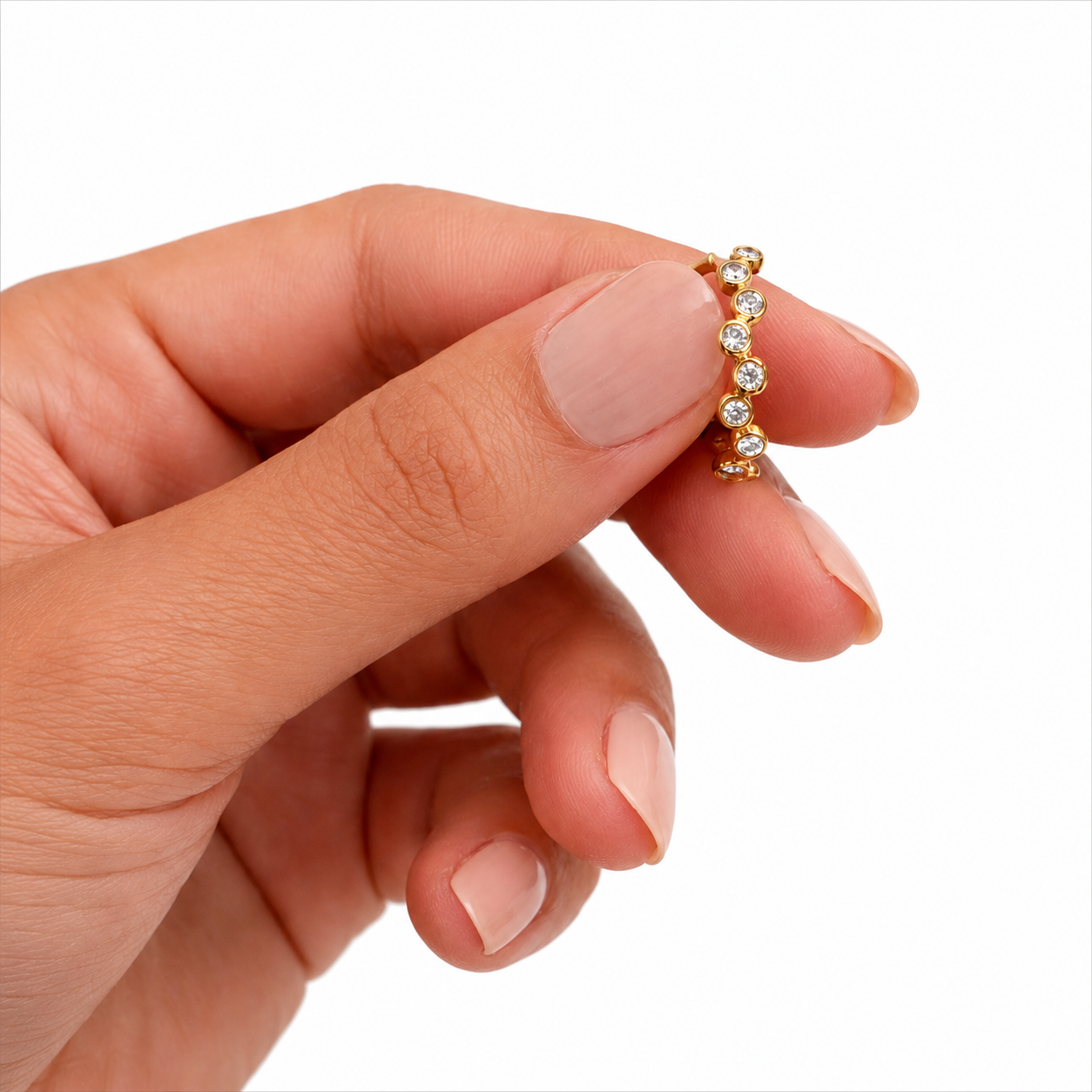 Adjustable clear bezel ring