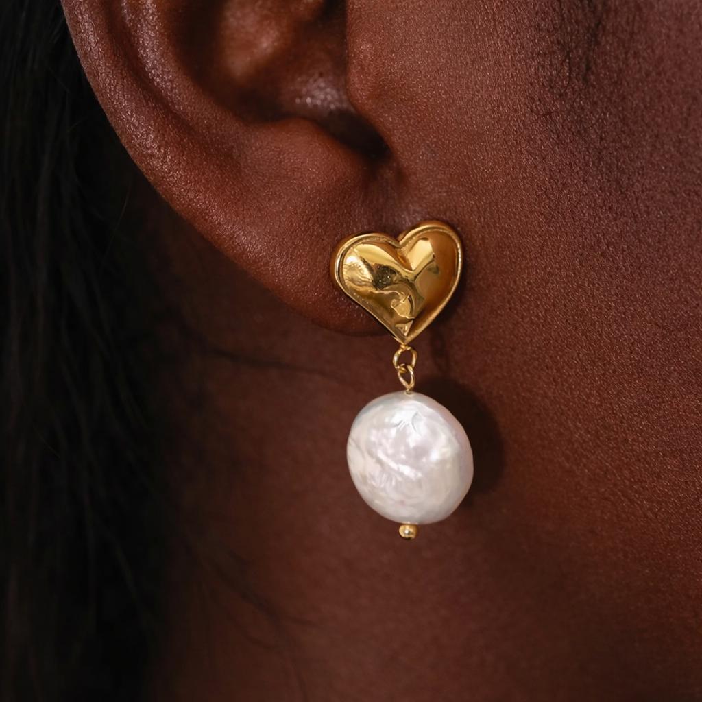 Gold plated Heart Pearl earrings