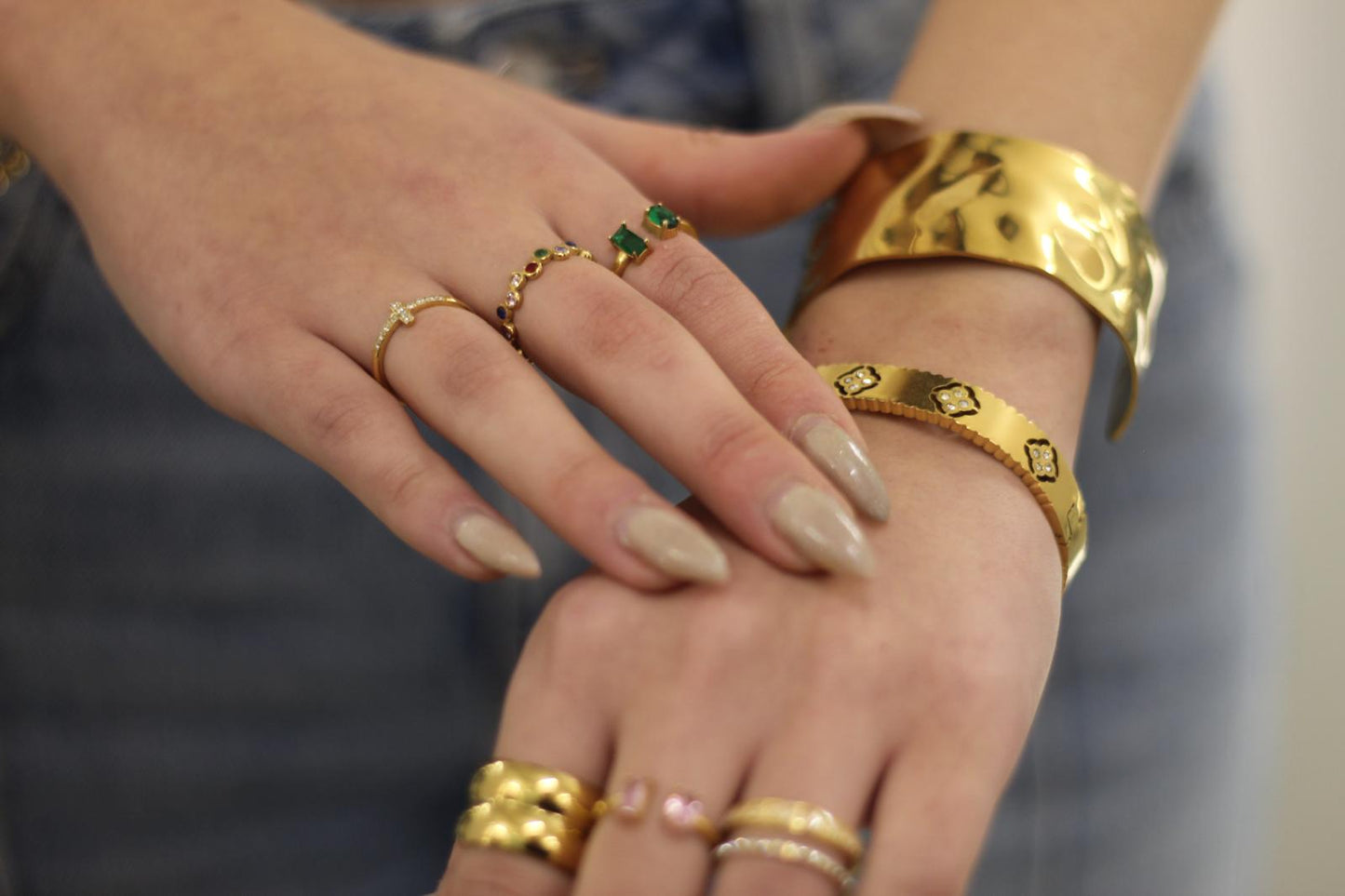 Texture chunky bangle