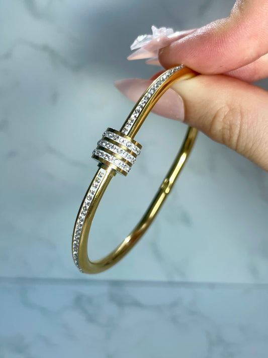 Shiny adjustable Bangle Bracelet