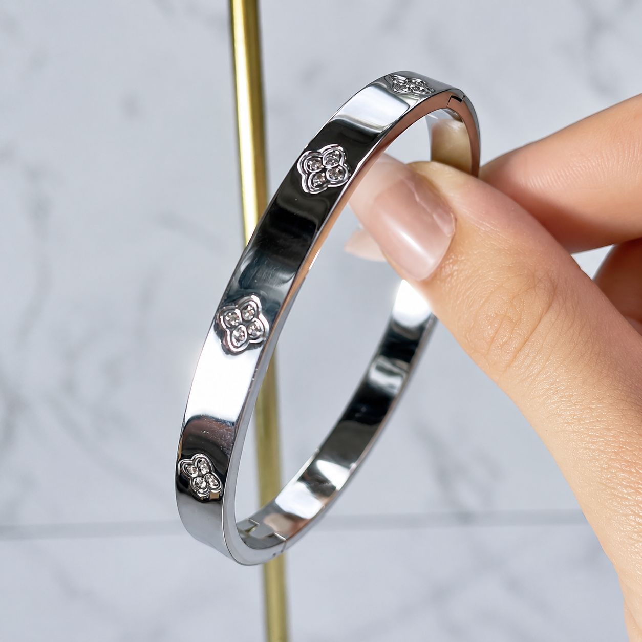 Silver Stamped Clover bracelet