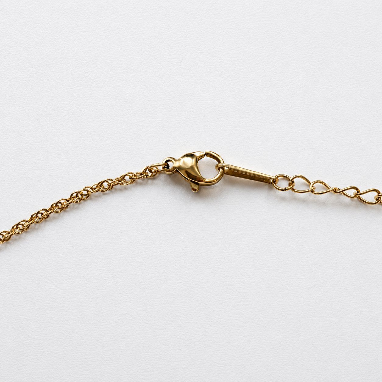 gold  zircon cross necklace magnomia