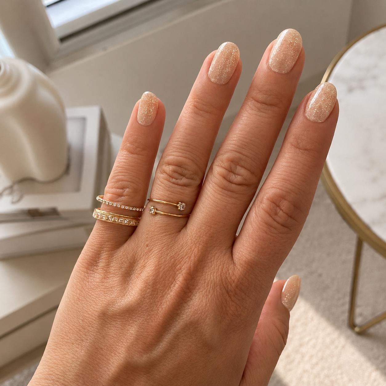 Magnomia Adjustable Minimal Zirconia Ring